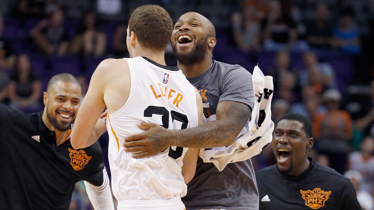 Watch Suns forward Jon Leuer thrown down on DeMarcus Cousins